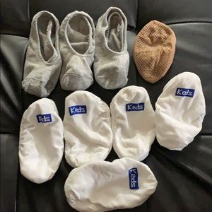 9 pairs of no show no slip socks